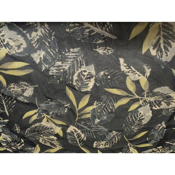 Gap Silk Dark Floral Square 20x20 Scarf Made in Italy - Picture 3 of 4